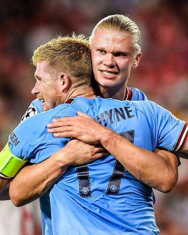 巴萨官方：特尔施特根已获医疗许可，入选对阵法兰克福大名单