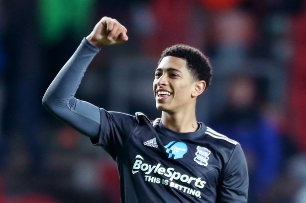 德天空&图片报：奥格斯堡已解雇瓦格纳，球队3胜1平8负排第14（德媒：奥格斯堡解雇主帅瓦格纳，3胜1平8负暂列第14位）