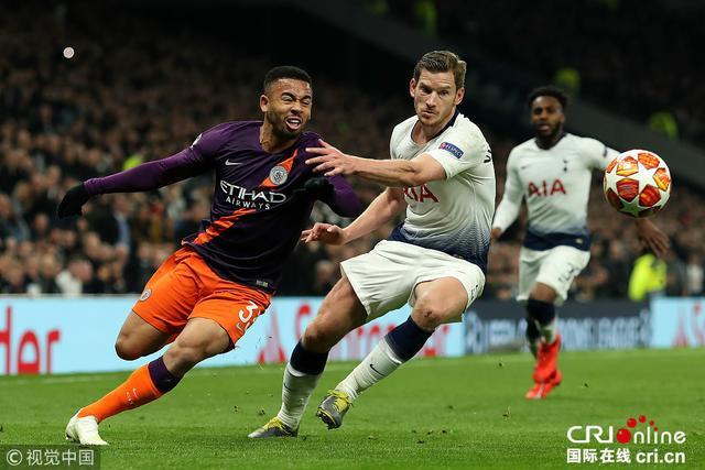 天降神兵，埃斯皮诺替补登场后即在底线附近攻入神仙球制胜（埃斯皮诺替补上阵，底线神仙球一锤定音）