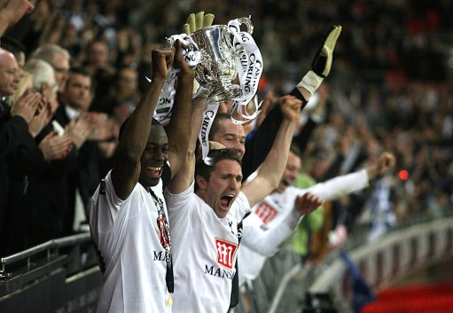 年轻后腰成长速度堪比开挂（年轻后腰的成长宛如火箭加速）