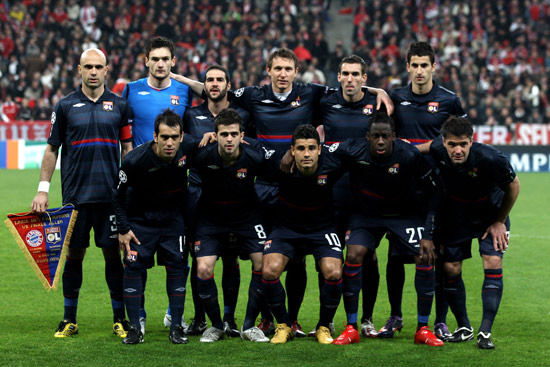 迈阿密国际总比分2-1晋级，梅西双响+完成生涯第400次助攻（梅西梅开二度并送出生涯第400次助攻，迈阿密国际总比分2-1晋级）