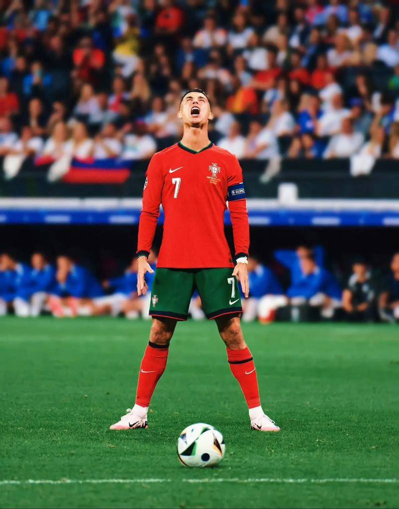 绿帽：格拉斯纳获得利物浦高层认可，已成替代斯洛特最大热门（格拉斯纳获利物浦高层认可，成取代斯洛特的最热门人选）