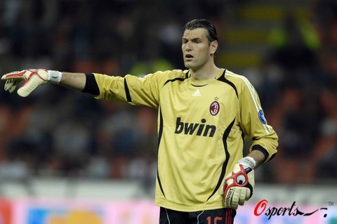 40岁依旧能飞，C罗对阵赛哈特海湾上演高难度倒钩破门（40岁C罗仍能起飞，战赛哈特海湾上演高难倒钩破门）