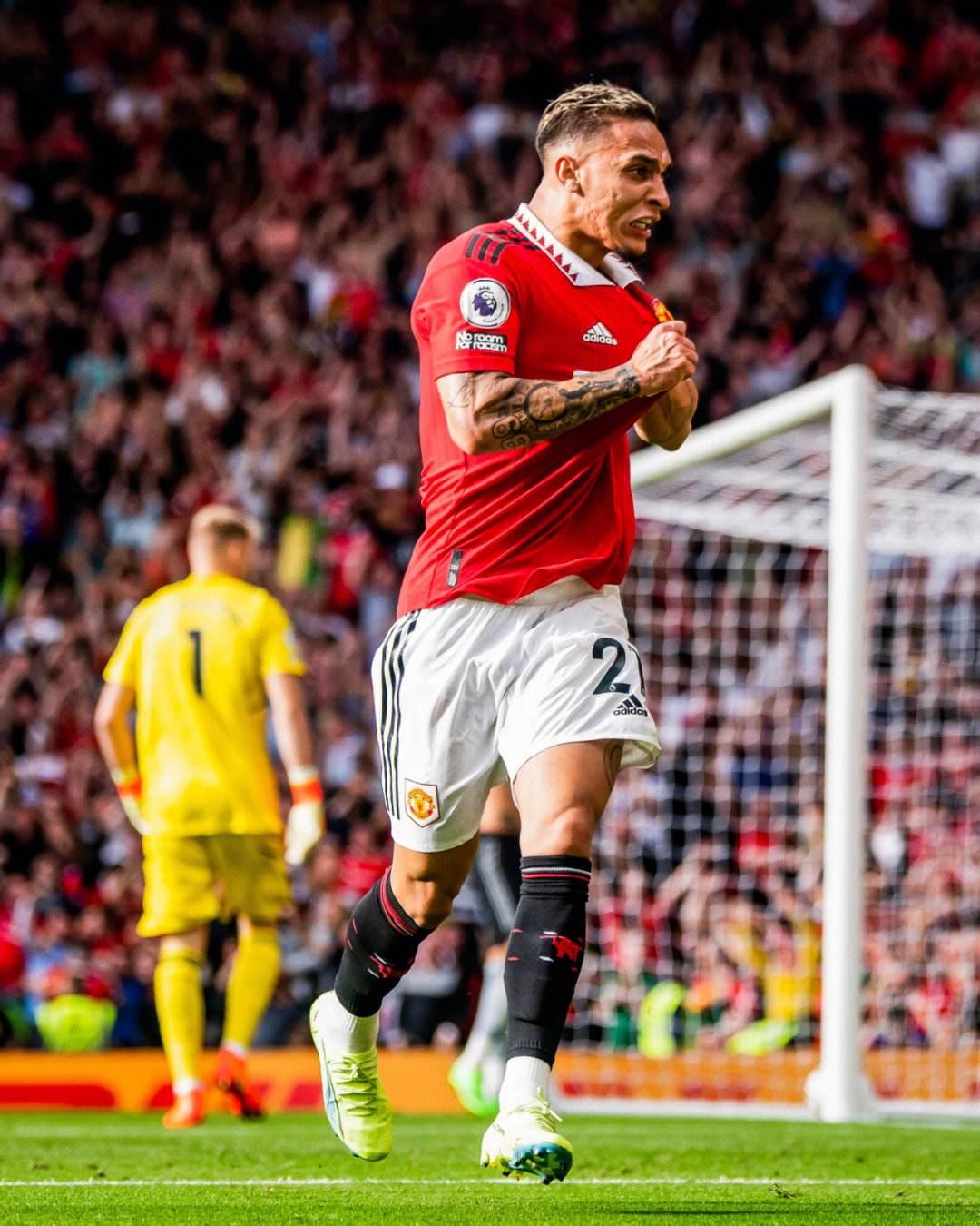 球队用一波流终结悬念（球队凭借一波流锁定胜局）