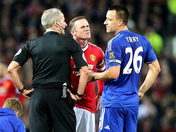 队报：里昂计划1月引进一名中卫，已经联系了切尔西的迪萨西