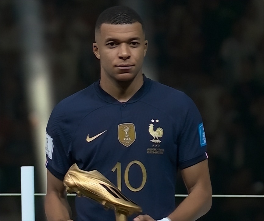 一日意甲最新动态：米兰双雄力挺新人，迈尼昂拒绝加盟蓝黑军团