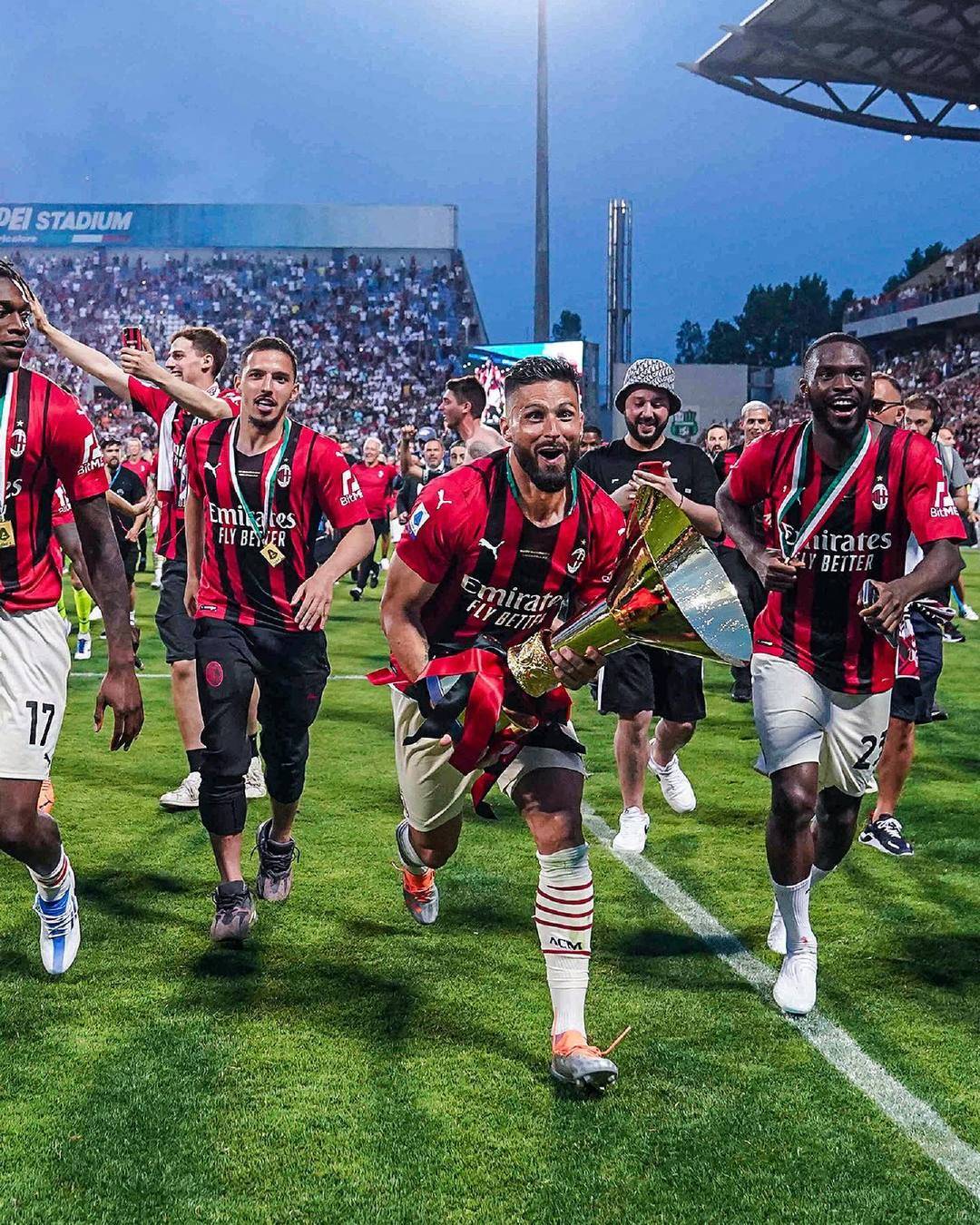 TA：阿森纳希望出售津琴科、洛孔加、卡尔-海因等人