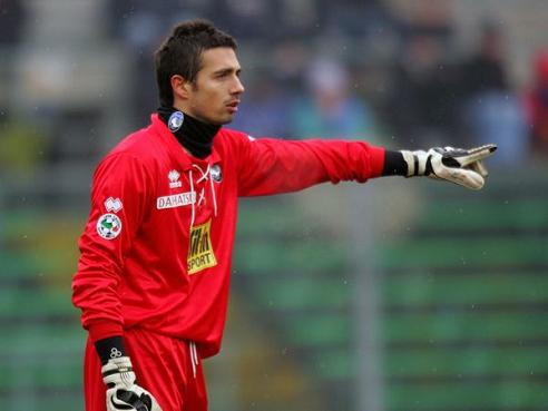 FIFPro最佳阵入围次数榜：梅西17次居首，姆巴佩6次进入前十（FIFPro最佳阵容入围次数排行榜：梅西以17次领跑，姆巴佩6次跻身前十）