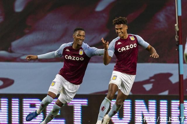 官方：34岁法甲名将、突尼斯国脚前锋哈兹里宣布退役（官宣：34岁突尼斯国脚、法甲名将哈兹里正式退役）