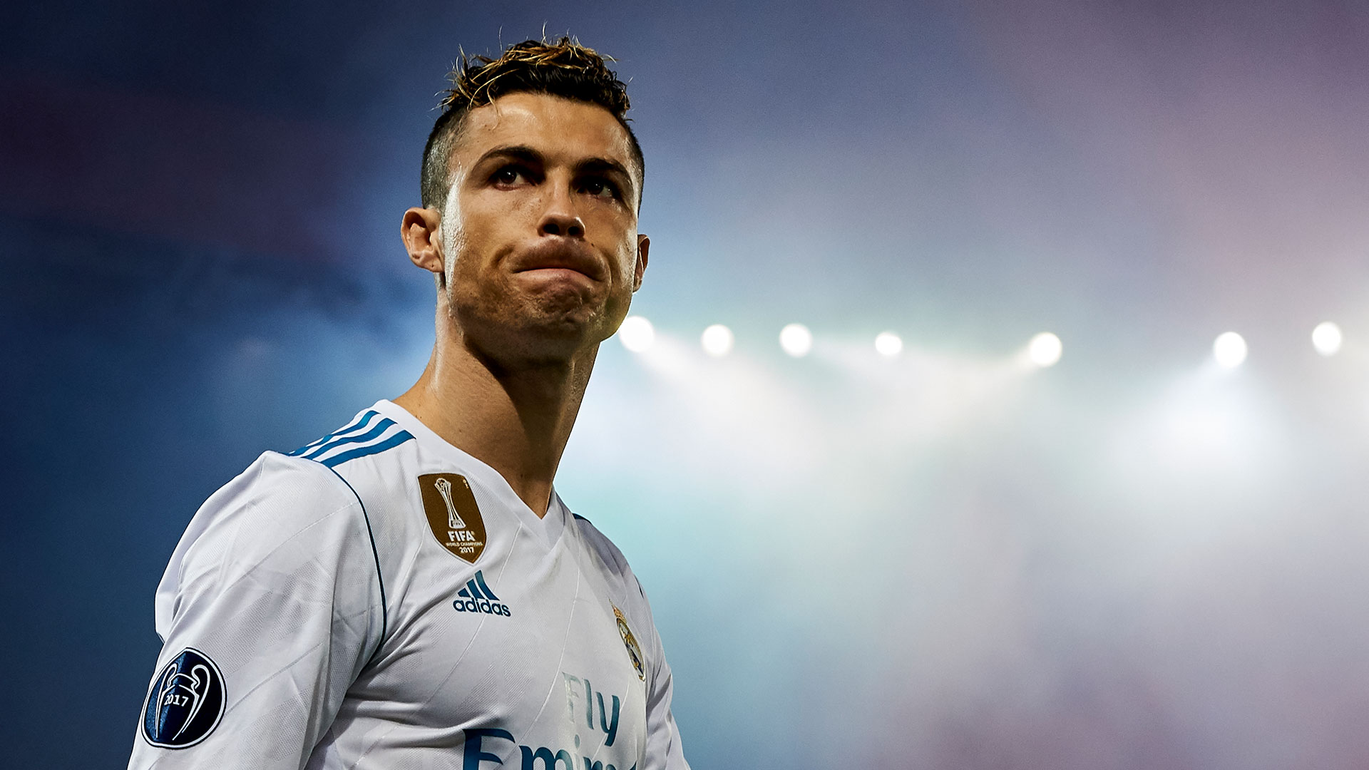 2025年球衣销量：亚马尔力压梅罗排第一；皇萨塔俱乐部前三（2025年球衣销量榜：亚马尔压过梅西C罗夺魁，皇萨塔俱乐部包揽前三）