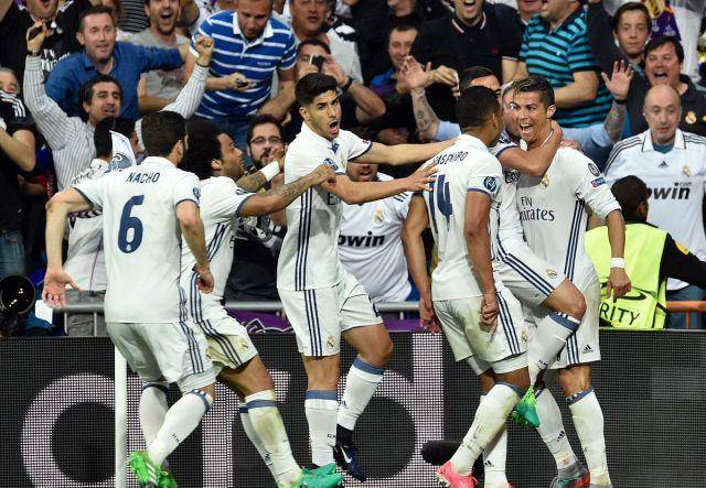 佩杜拉：尤文冬窗想补强中场、右后卫、中卫，已瞄准多名球员（佩杜拉：尤文计划在冬窗补强中场、右后卫和中卫，已圈定多名人选）