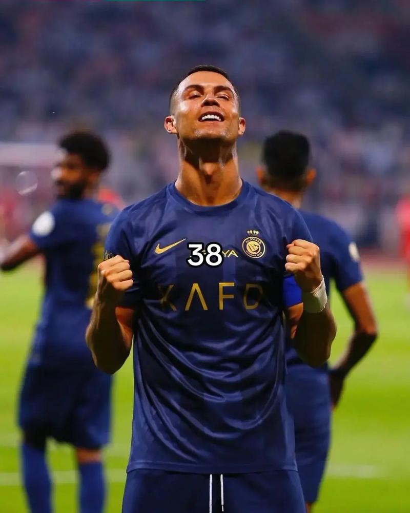 记者：阿根廷国家队已征召凯文-麦卡利斯特